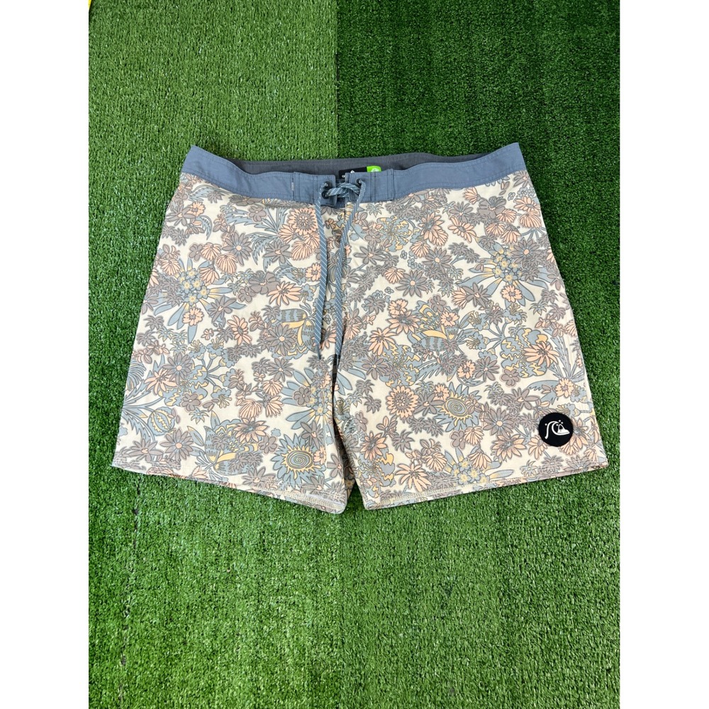 Quiksilver Highline Men 38 Board Shorts Floral Swim Trunks Grey Peach